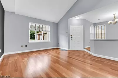 93 Driftwood Dr., Franklin Township, NJ 08873 - Photo 5