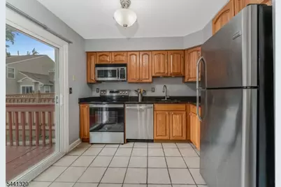 93 Driftwood Dr., Franklin Township, NJ 08873 - Photo 9