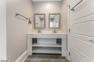 16 Main St, Flemington, NJ 08822 - Photo 19