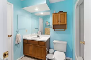 231-4 Grant Ave, Pompton Lakes, NJ 07442 - Photo 9