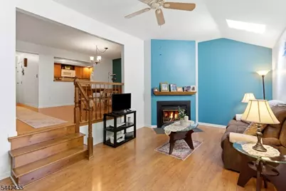 231-4 Grant Ave, Pompton Lakes, NJ 07442 - Photo 3