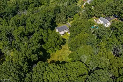 9 Wehrli Rd, Washington Township, NJ 07853 - Photo 33