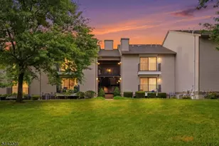 9 Sam Bonnell Dr, Union Township, NJ 08809 - Photo 3