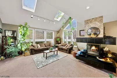 447 Rockaway Valley Rd, Boonton Township, NJ 07005 - Photo 5