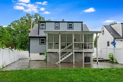 75 Fichter St, Bloomingdale, NJ 07403 - Photo 25