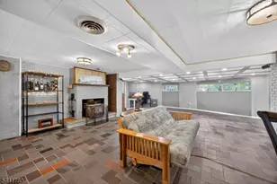420 Phillips Rd, Vernon, NJ 07422 - Photo 25