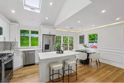 34 Clark St, Summit, NJ 07901 - Photo 9