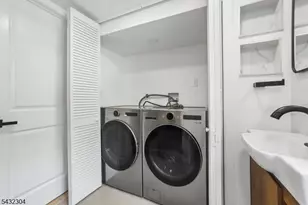 34 Clark St, Summit, NJ 07901 - Photo 29