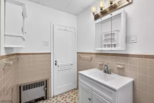 29 Orchard Rd, Maplewood, NJ 07040 - Photo 17