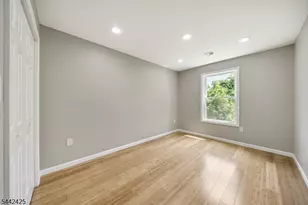 208 N 1st St, Paterson, NJ 07522 - Photo 23