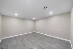 208 N 1st St, Paterson, NJ 07522 - Photo 29