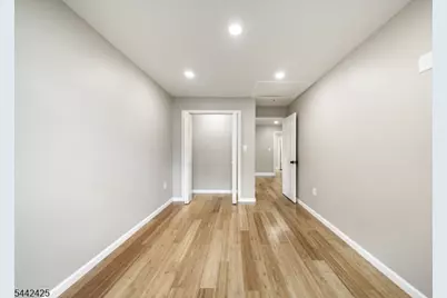 208 N 1st St, Paterson, NJ 07522 - Photo 21