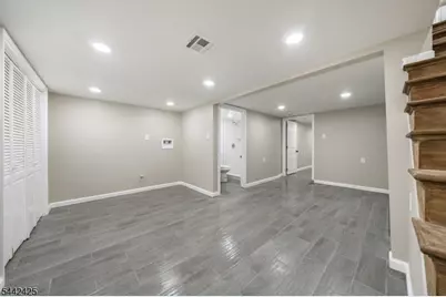 208 N 1st St, Paterson, NJ 07522 - Photo 27