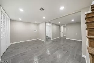 208 N 1st St, Paterson, NJ 07522 - Photo 27