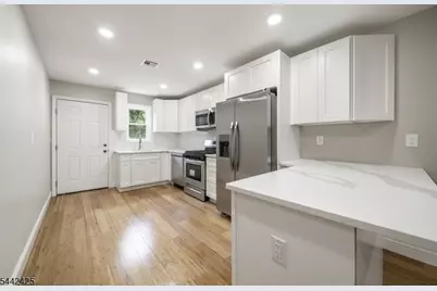 208 N 1st St, Paterson, NJ 07522 - Photo 9