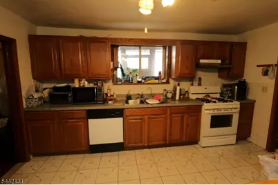 119 Pacific St, Newark, NJ 07105 - Photo 5
