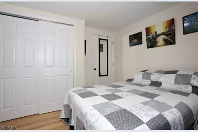 45 Webster St, Ridgefield, NJ 07660 - Photo 27
