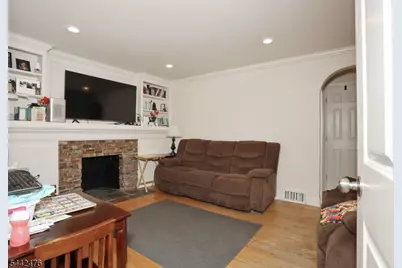 45 Webster St, Ridgefield, NJ 07660 - Photo 7