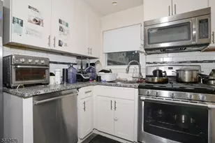 45 Webster St, Ridgefield, NJ 07660 - Photo 15