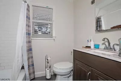 45 Webster St, Ridgefield, NJ 07660 - Photo 11