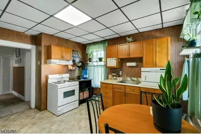 79 Dewitt Ave #2, Belleville, NJ 07109 - Photo 19