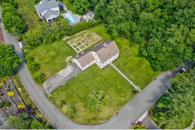 1 Canoe Ln, Roseland, NJ 07068 - Photo 3