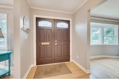 162 Mali Dr, North Plainfield, NJ 07062 - Photo 5