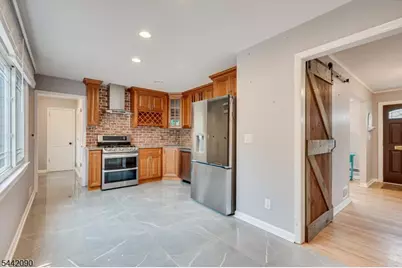 162 Mali Dr, North Plainfield, NJ 07062 - Photo 11
