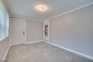 162 Mali Dr, North Plainfield, NJ 07062 - Photo 17