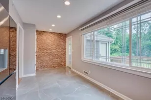 162 Mali Dr, North Plainfield, NJ 07062 - Photo 15