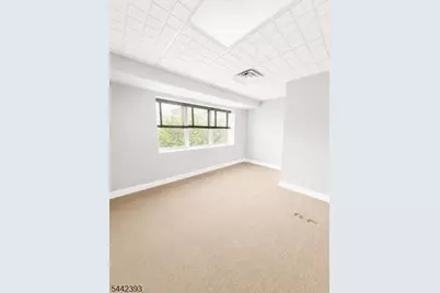 490 Schooleys Mountain Rd, Washington Township, NJ 07840 - Photo 9