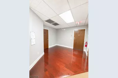 490 Schooleys Mountain Rd, Washington Township, NJ 07840 - Photo 5
