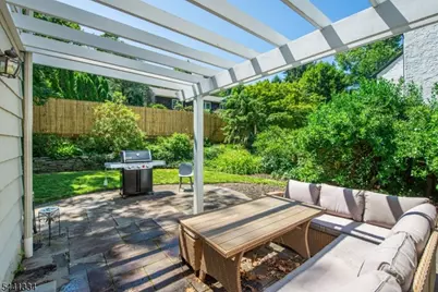 50 Parkview Ter, Summit, NJ 07901 - Photo 35