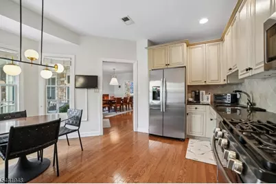 509 Binghampton Ln, Livingston, NJ 07039 - Photo 5
