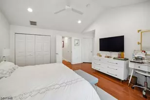 509 Binghampton Ln, Livingston, NJ 07039 - Photo 21