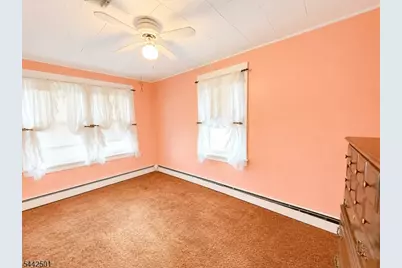 810 Colfax Ave, Pompton Lakes, NJ 07442 - Photo 13