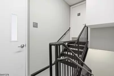 271 Millburn Ave #2A, Millburn, NJ 07041 - Photo 5