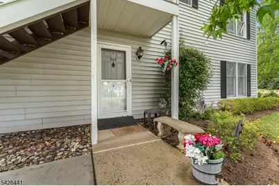 245 Nuthatch Ct, Readington, NJ 08887 - Photo 3
