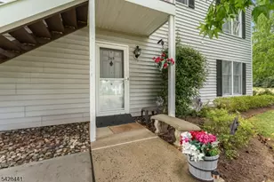 245 Nuthatch Ct, Readington, NJ 08887 - Photo 3