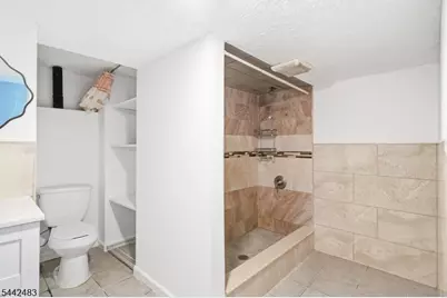 829-831 Allen St #4, Elizabeth, NJ 07202 - Photo 11