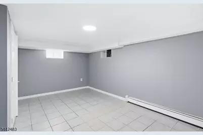 829-831 Allen St #4, Elizabeth, NJ 07202 - Photo 13