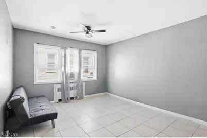 829-831 Allen St #4, Elizabeth, NJ 07202 - Photo 21