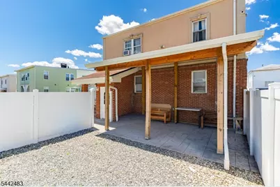 829-831 Allen St #4, Elizabeth, NJ 07202 - Photo 5