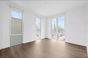 21 Lincoln Park, Newark, NJ 07102 - Photo 7