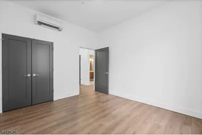 21 Lincoln Park #203, Newark, NJ 07102 - Photo 5