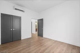21 Lincoln Park, Newark, NJ 07102 - Photo 5