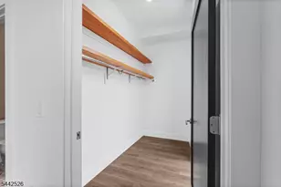 21 Lincoln Park, Newark, NJ 07102 - Photo 11