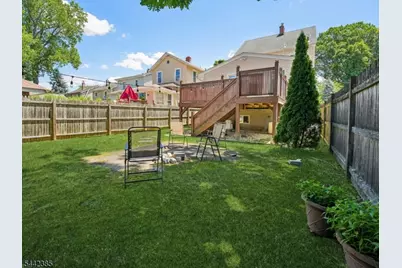17 Princeton St, Nutley, NJ 07110 - Photo 27