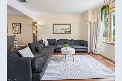 17 Princeton St, Nutley, NJ 07110 - Photo 5