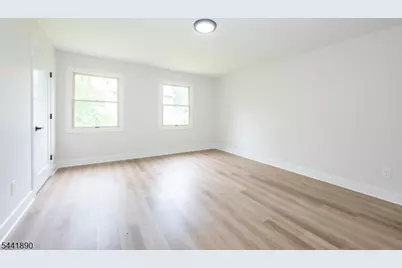 730 Plainfield Ave, Berkeley Heights Township, NJ 07922 - Photo 27
